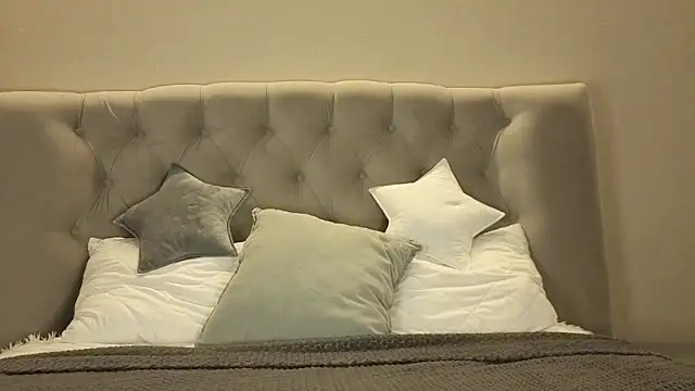 Oliver star boy  online show from February 2026 05:34:02 PM