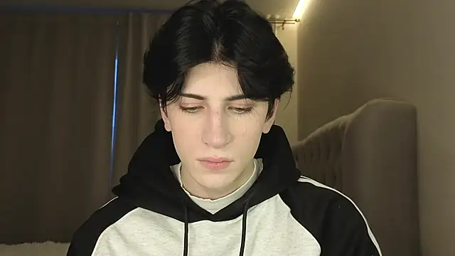 Oliver star boy  online show from February 2026 02:50:01 PM