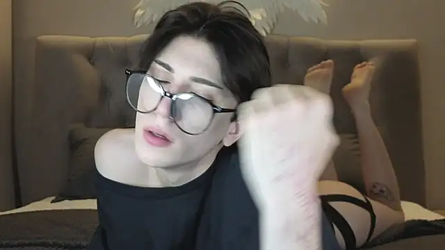 Oliver star boy  online show from January 2026 03:32:01 AM