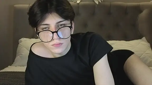 Oliver star boy  online show from January 2026 01:29:01 PM