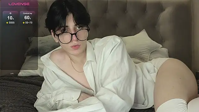 Oliver star boy  online show from February 2026 05:32:02 PM