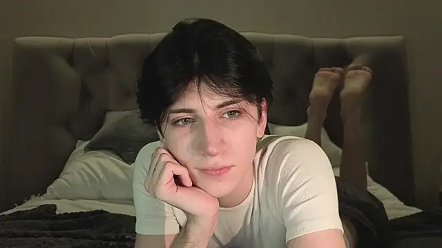 Oliver star boy  online show from February 2026 05:13:02 PM