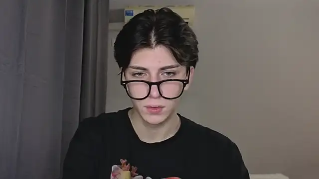 Oliver star boy  online show from November 2025 05:39:02 PM