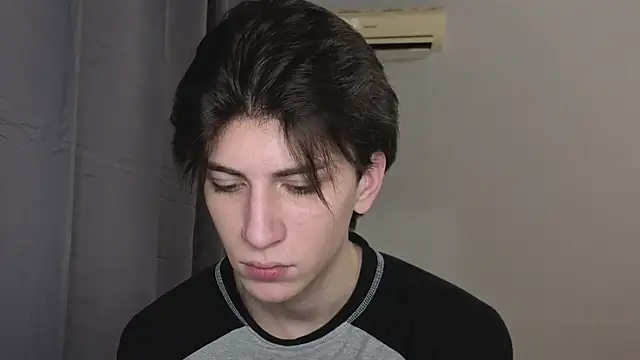 Oliver star boy  online show from November 2025 07:28:02 PM