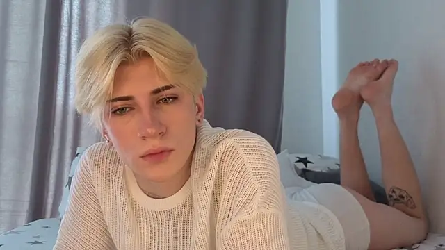 Oliver star boy  online show from May 2026 08:35:02 AM