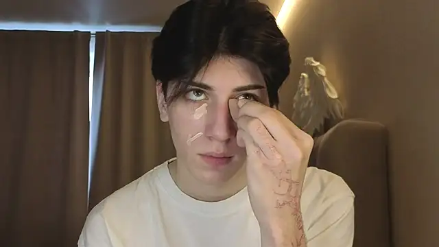 Oliver star boy  online show from January 2026 12:12:02 PM