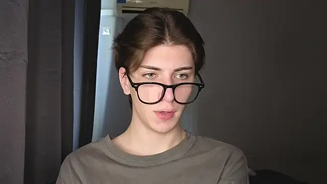 Oliver star boy  online show from October 2025 08:37:01 AM