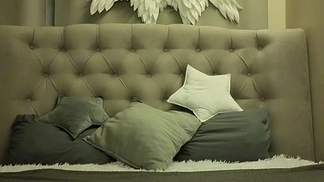 Oliver star boy  online show from April 2026 07:48:01 PM