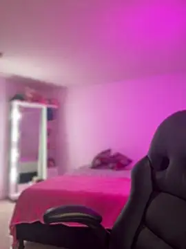 amber white15 online show from January 2026 05:25:01 AM