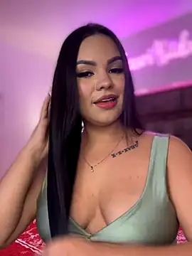 Snapshot of amber_white15 chatting on November 2025 04:17:01 AM amber white15 online show from November 2025 04:17:01 AM