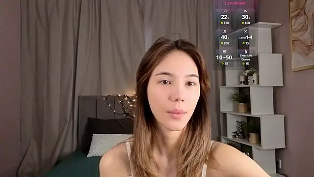 LilCatalia online show from May 2026 04:27:02 AM