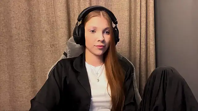 Softixq online show from November 2025 04:11:02 PM