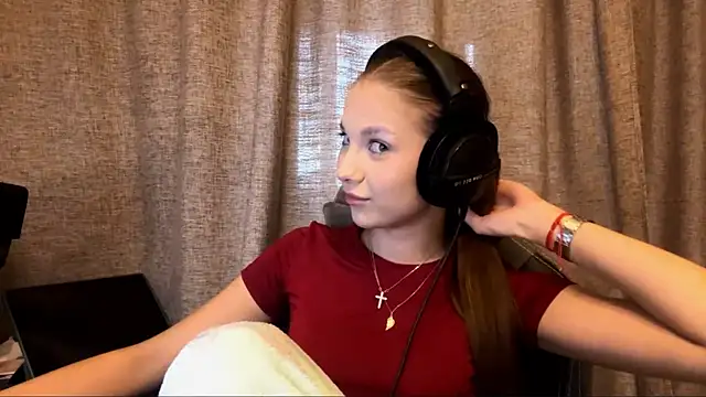 Softixq online show from October 2025 01:10:01 PM