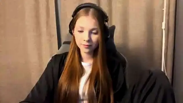 Softixq online show from November 2025 03:49:02 PM