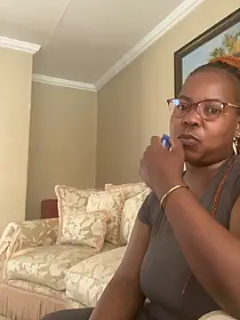 SweetCandy84 online show from December 2025 09:44:01 AM