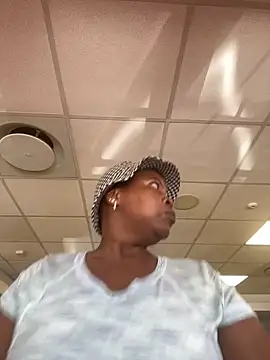 SweetCandy84 online show from February 2026 09:06:01 AM