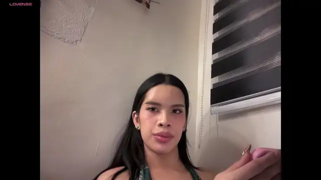 Candicemeow online show from May 2026 10:09:01 PM