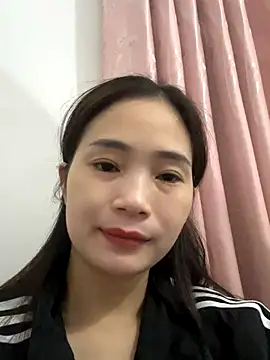 Snapshot of Pig_pig11 chatting on November 2025 06:33:01 PM Pig pig11 online show from November 2025 06:33:01 PM