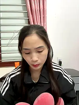 Snapshot of Pig_pig11 chatting on November 2025 12:53:02 PM Pig pig11 online show from November 2025 12:53:02 PM