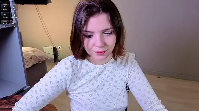 PollyRouge   online show from February 2026 08:48:02 PM