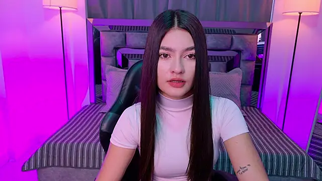 Bella Clark2 online show from March 2026 01:22:02 PM