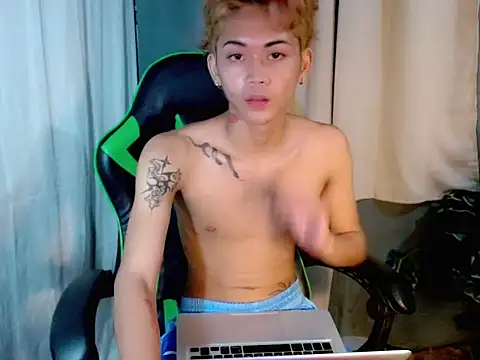 AsianCuteGuy21 online show from February 2026 02:02:01 PM