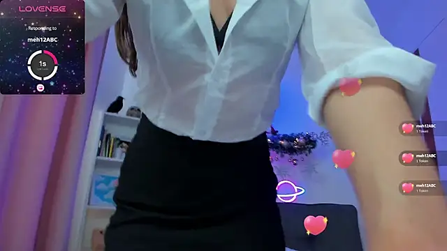 VenusIsLove  online show from December 2025 07:38:01 PM