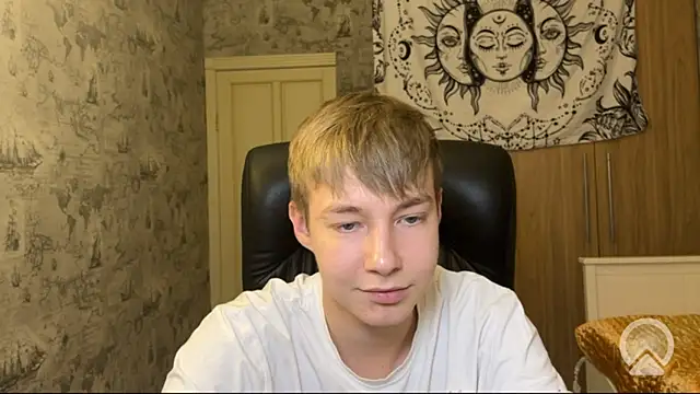 R  G   online show from October 2025 05:34:02 PM