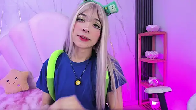 Damiian20  online show from April 2026 12:07:02 PM