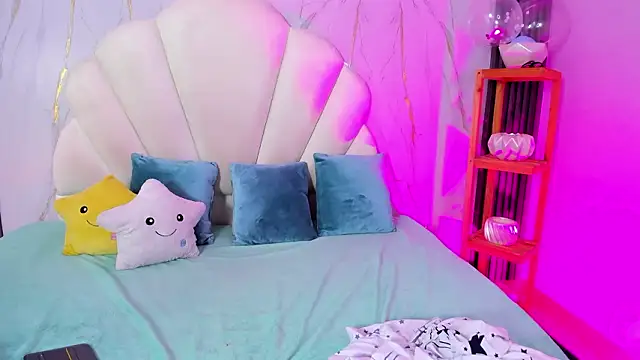 Damiian20  online show from March 2026 12:13:02 PM