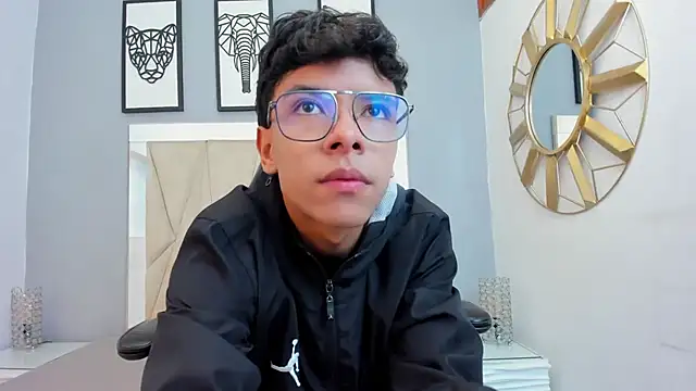 Snapshot of adams_bobby chatting on March 2026 11:14:01 AM adams bobby online show from March 2026 11:14:01 AM