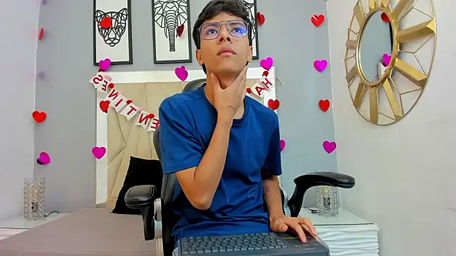 Snapshot of adams_bobby chatting on February 2026 11:31:02 AM adams bobby online show from February 2026 11:31:02 AM