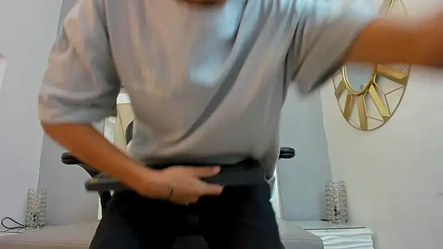 Snapshot of adams_bobby chatting on March 2026 11:05:02 AM adams bobby online show from March 2026 11:05:02 AM