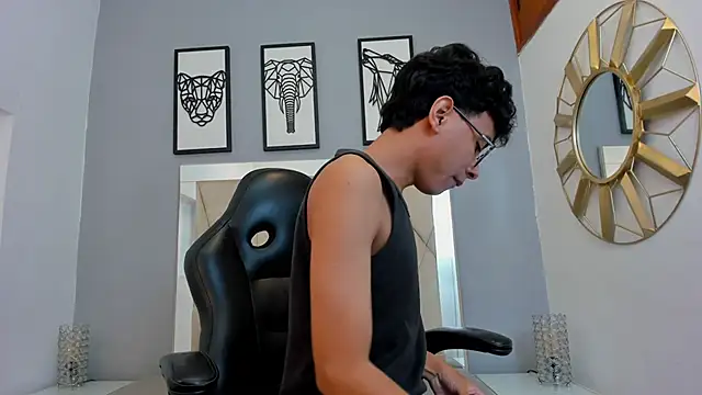 Snapshot of adams_bobby chatting on March 2026 11:14:01 AM adams bobby online show from March 2026 11:14:01 AM