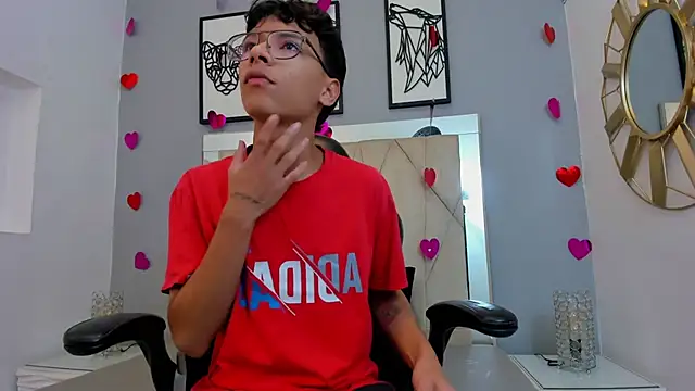 Snapshot of adams_bobby chatting on February 2026 11:07:01 AM adams bobby online show from February 2026 11:07:01 AM