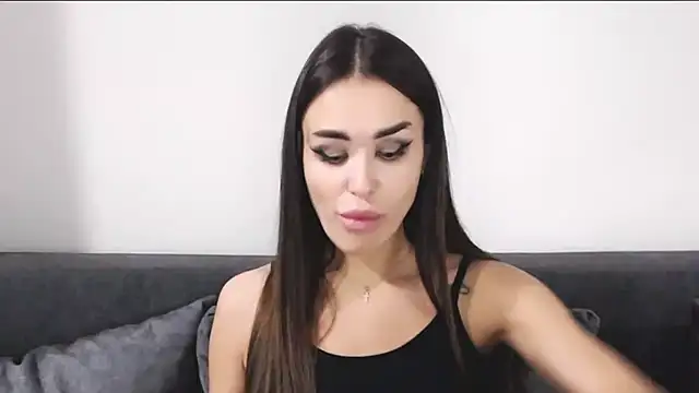 velvetveyraX online show from November 2025 02:39:02 PM