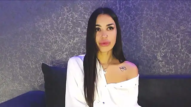 velvetveyraX online show from January 2026 05:50:01 PM