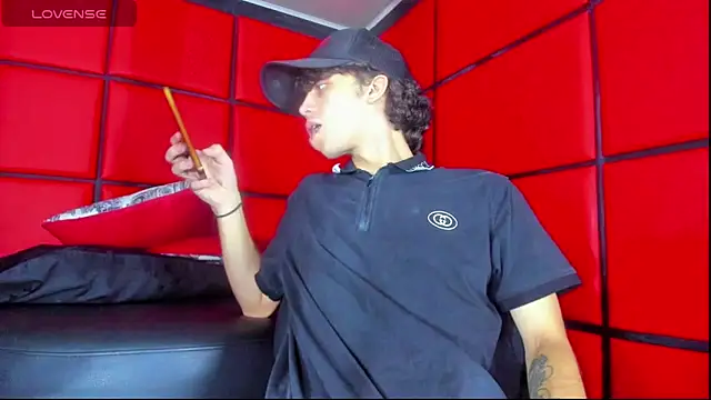 Snapshot of Khalid16_ chatting on October 2025 02:16:02 PM Khalid16  online show from October 2025 02:16:02 PM