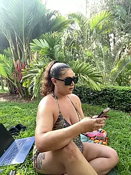 BubblesLovexox online show from March 2026 01:45:01 PM