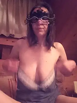 MissMonella85 online show from December 2025 06:31:01 PM