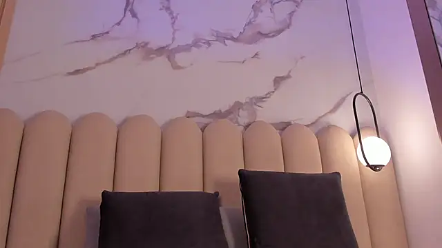 Vittoria  rossi online show from December 2025 01:48:02 PM