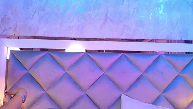  giggy 2 online show from January 2026 12:01:01 PM