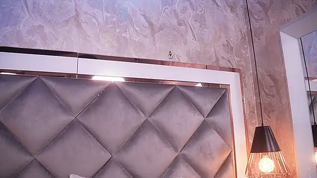 Snapshot of _giggy_2 chatting on June 2026 11:33:01 AM giggy 2 online show from June 2026 11:33:01 AM