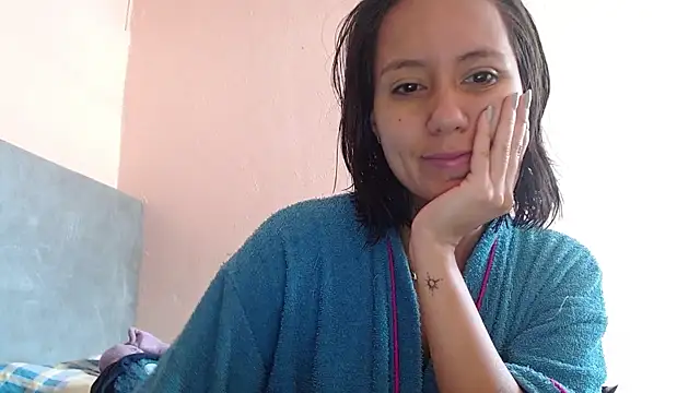 LunaaMorena online show from April 2026 02:13:02 PM