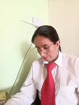 Valentina--1 online show from November 2025 07:40:01 PM