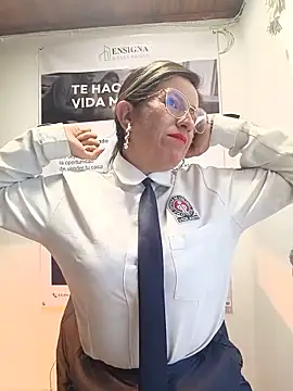 Valentina--1 online show from June 2026 11:04:02 AM
