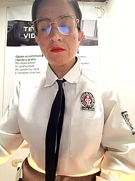 Snapshot of Valentina--1 chatting on April 2026 10:44:02 AM Valentina--1 online show from April 2026 10:44:02 AM