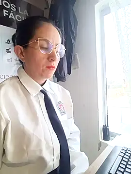 Valentina--1 online show from December 2025 11:54:02 AM