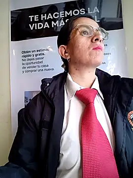 Valentina--1 online show from December 2025 11:55:01 AM