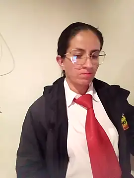 Valentina--1 online show from November 2025 02:11:02 AM